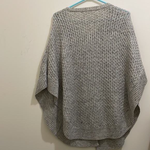 Cleo knitted cape (sz OS) - Picture 8 of 8